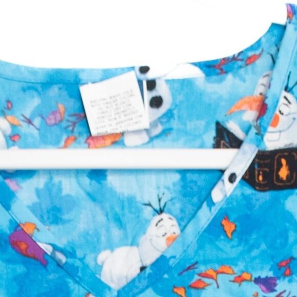 Disney Frozen Size L Olaf Snowman Blue Scrub Top Medical Nursing Uniform - Picture 2 of 8